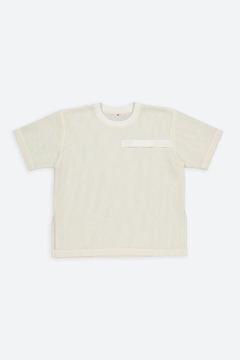 The mesh t-shirt has minimal modern aesthetics design allowing comfort and bringing self-confidence. This unique piece is made locally in Paris to reduce environmental impact and guarantee high quality and durability of the products.