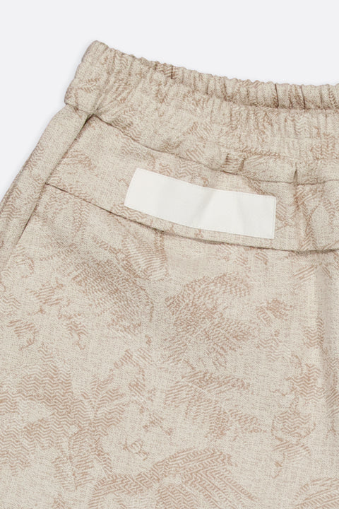 The jacquard shorts have minimal modern aesthetics design allowing comfort and bringing self-confidence. This unique piece is made locally in Paris to reduce environmental impact and guarantee high quality and durability of the products.