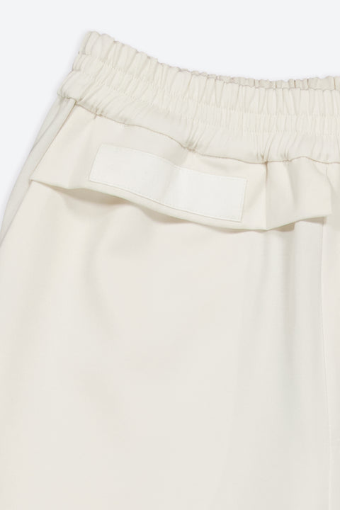 Zoom on the essentails loose fit wool trousers