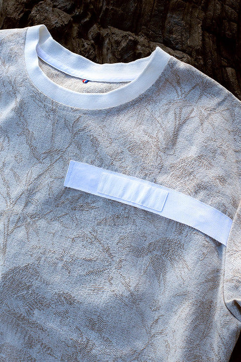 The Essential jacquard t-shirt has minimal modern aesthetics design allowing comfort and bringing self-confidence. This unique piece is made locally in Paris to reduce environmental impact and guarantee high quality and durability of the products.