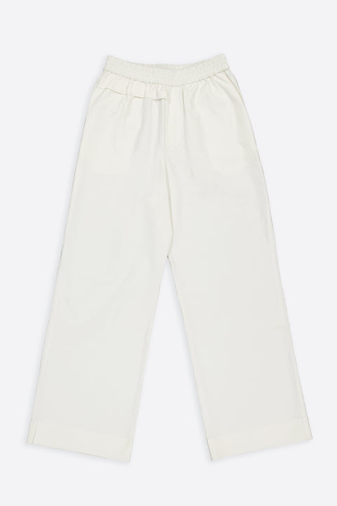 The white cotton stripes trousers have minimal modern aesthetics design allowing comfort and bringing self-confidence. This unique piece is made locally in Paris to reduce environmental impact and guarantee high quality and durability of the products.